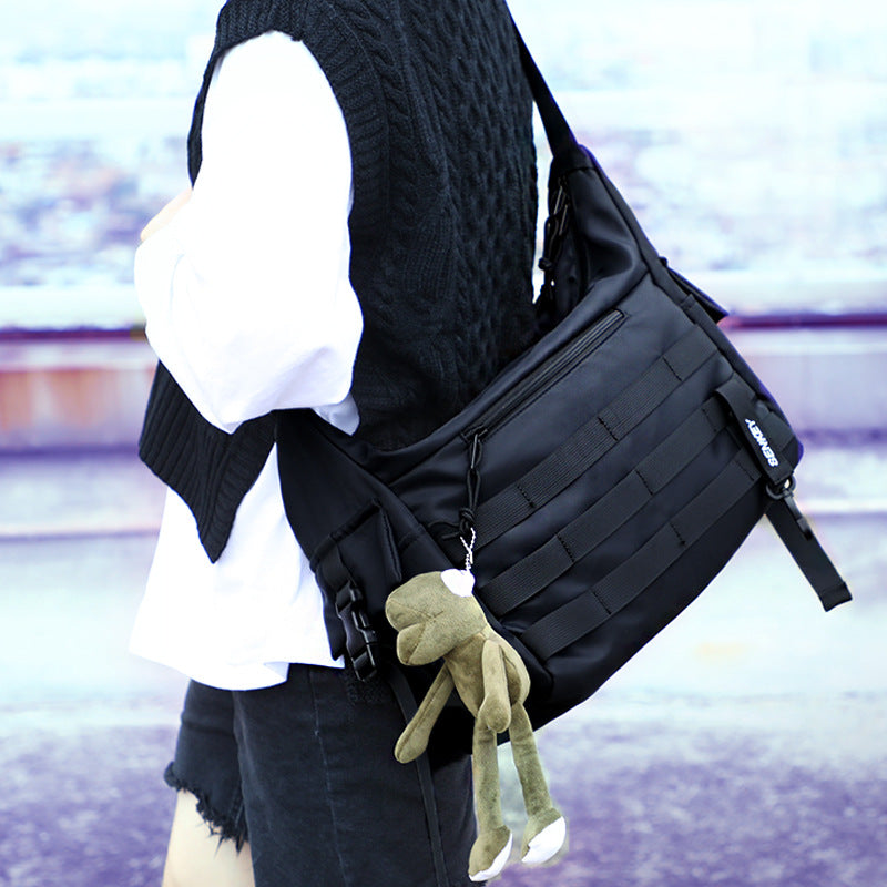 Tide brand ins one shoulder messenger bag street trend oblique shoulder functional bag student messenger bag suitable for boys