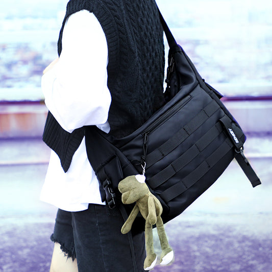 Tide brand ins one shoulder messenger bag street trend oblique shoulder functional bag student messenger bag suitable for boys